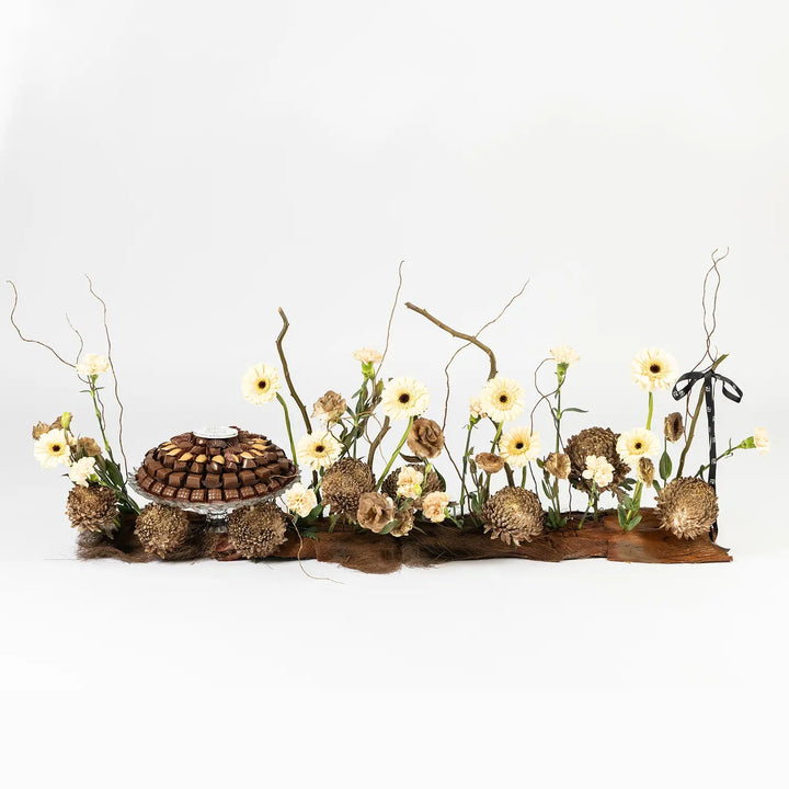100CM CENTERPIECE WITH CHOCOLATE TRAY - Twenty Three Flowers & Chocolate