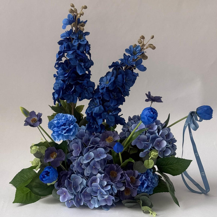 Blue Centerpiece (35cm) - Twenty Three Flowers & Chocolate