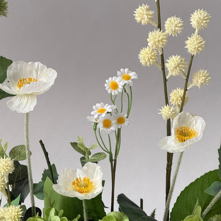 Centerpiece (40cm) - Twenty Three Flowers & Chocolate