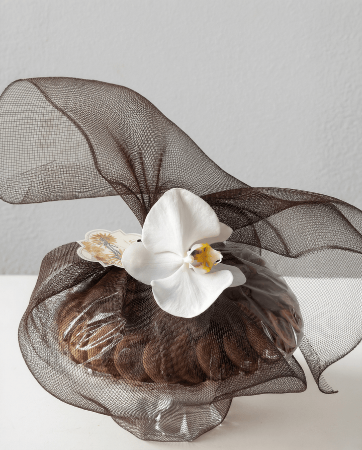 Chocolate Tray - Twenty Three Flowers & Chocolate