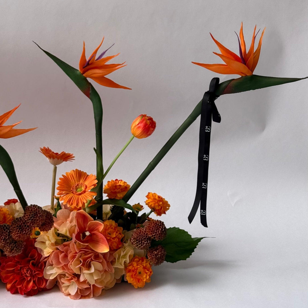Orange Centerpiece (60cm) - Twenty Three Flowers & Chocolate