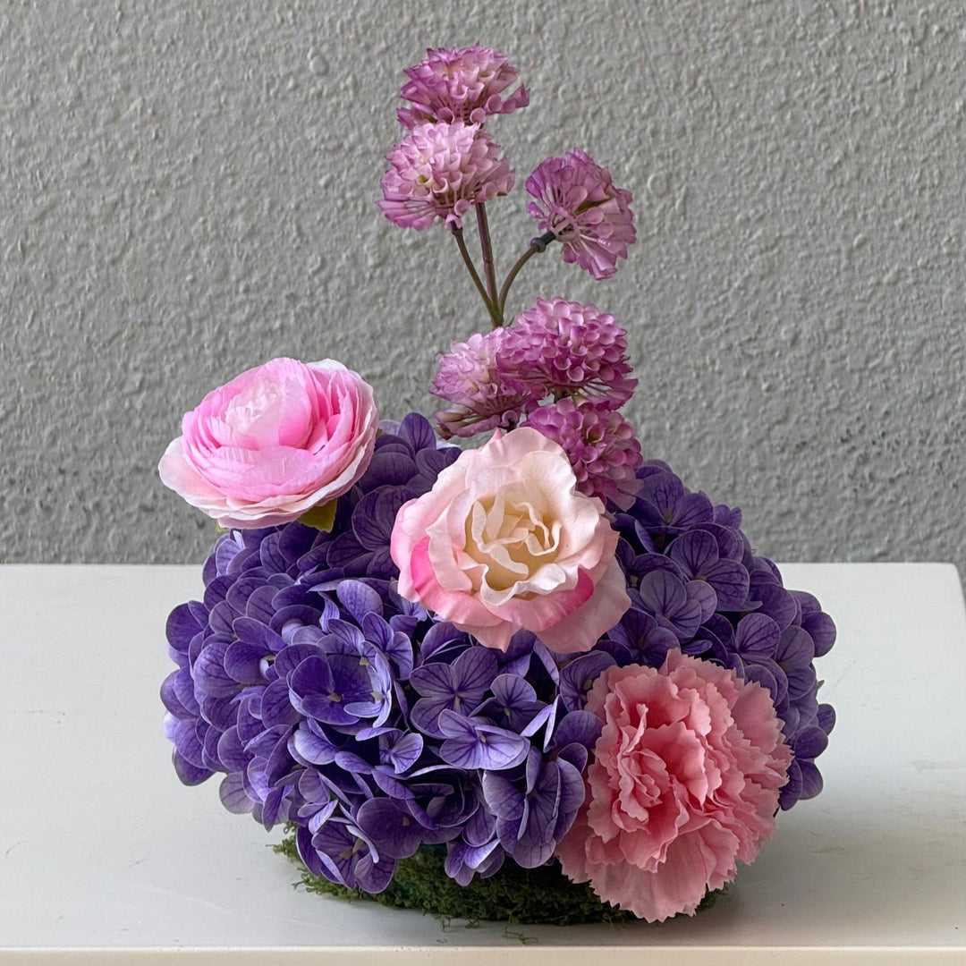Pink & Puprle Centerpiece (20cm) - Twenty Three Flowers & Chocolate