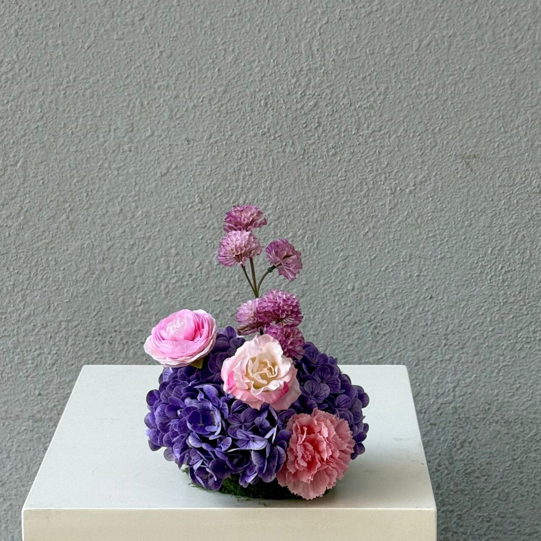 Pink & Puprle Centerpiece (20cm) - Twenty Three Flowers & Chocolate