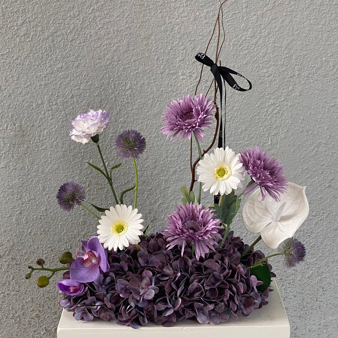 Purple Centerpiece (40cm) - Twenty Three Flowers & Chocolate
